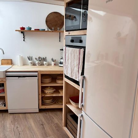 A L'Ecole Buissonniere Bed and Breakfast Honfleur Exteriör bild