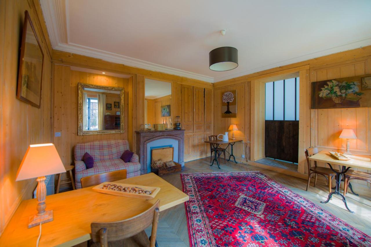 A L'Ecole Buissonniere Bed and Breakfast Honfleur Exteriör bild