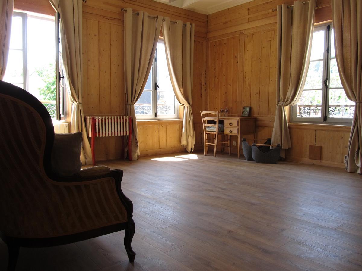 A L'Ecole Buissonniere Bed and Breakfast Honfleur Exteriör bild
